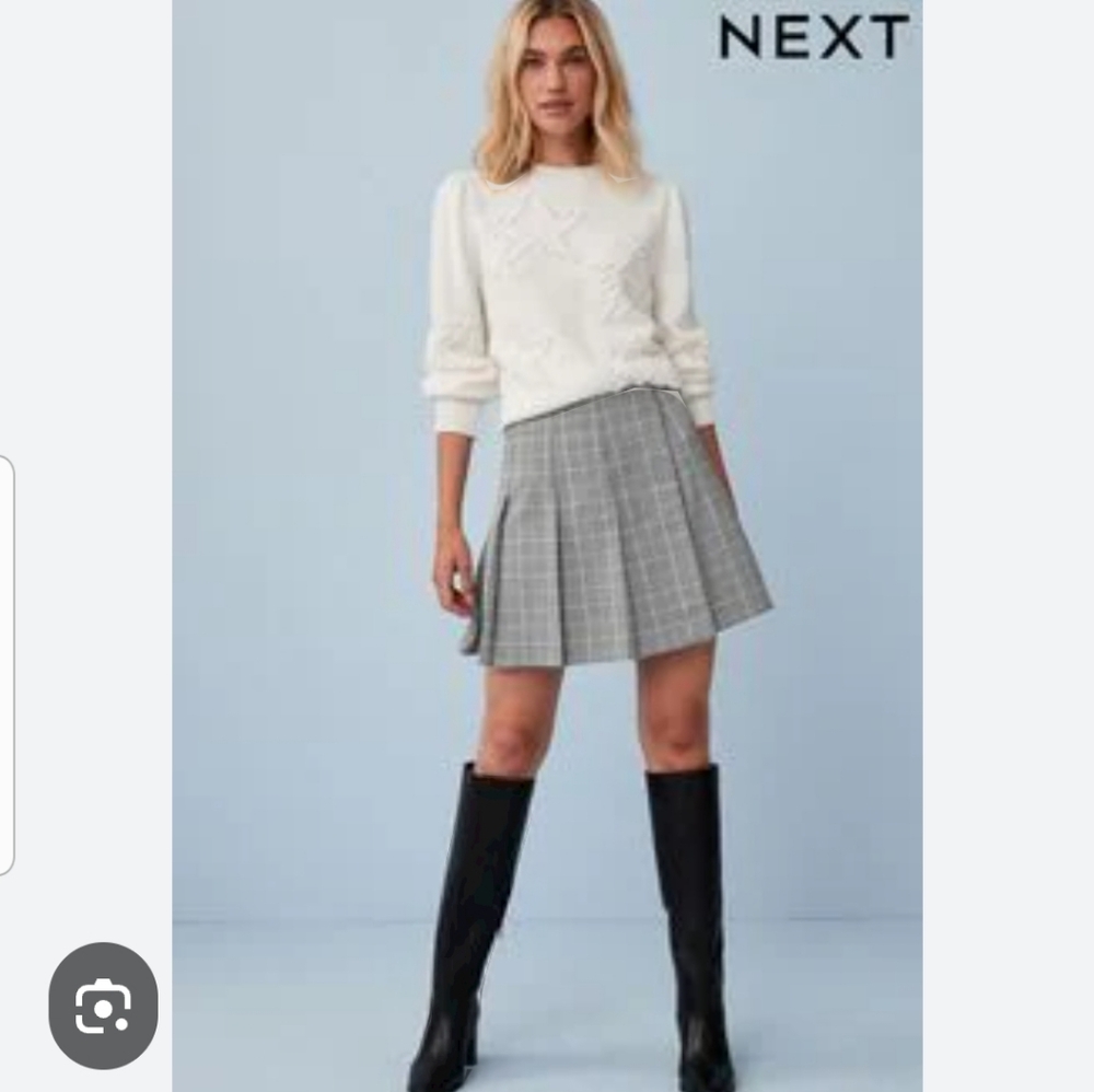 Sunday best checkered skirt